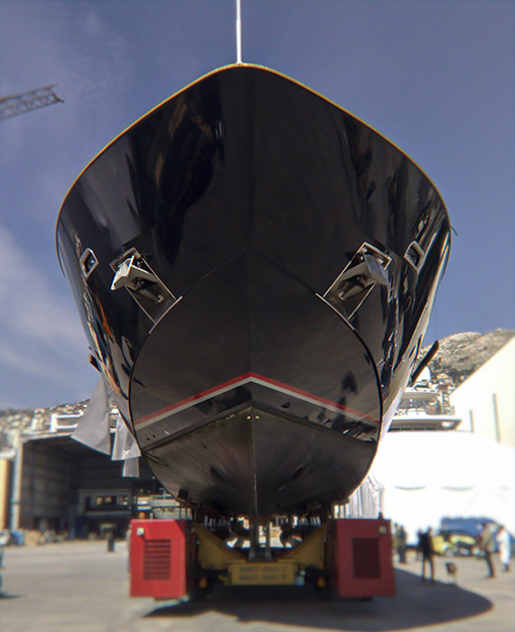 Η Ομάδα μας 6 yacht front blue